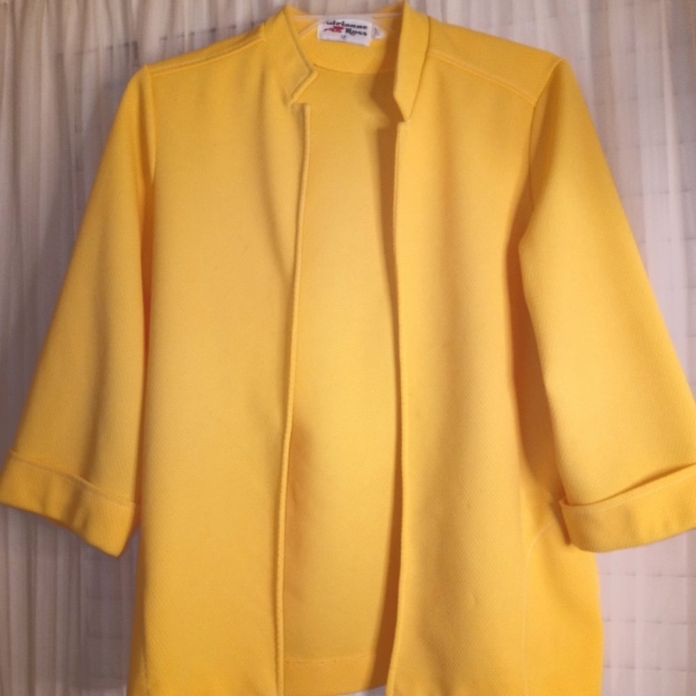 This is a very cute jacket